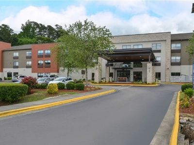 Hotel Express & Ne - Medical Ctr Area By Ihg 2*