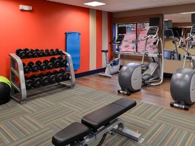 Express & Ne - Medical Ctr Area By Ihg Hotel 2*