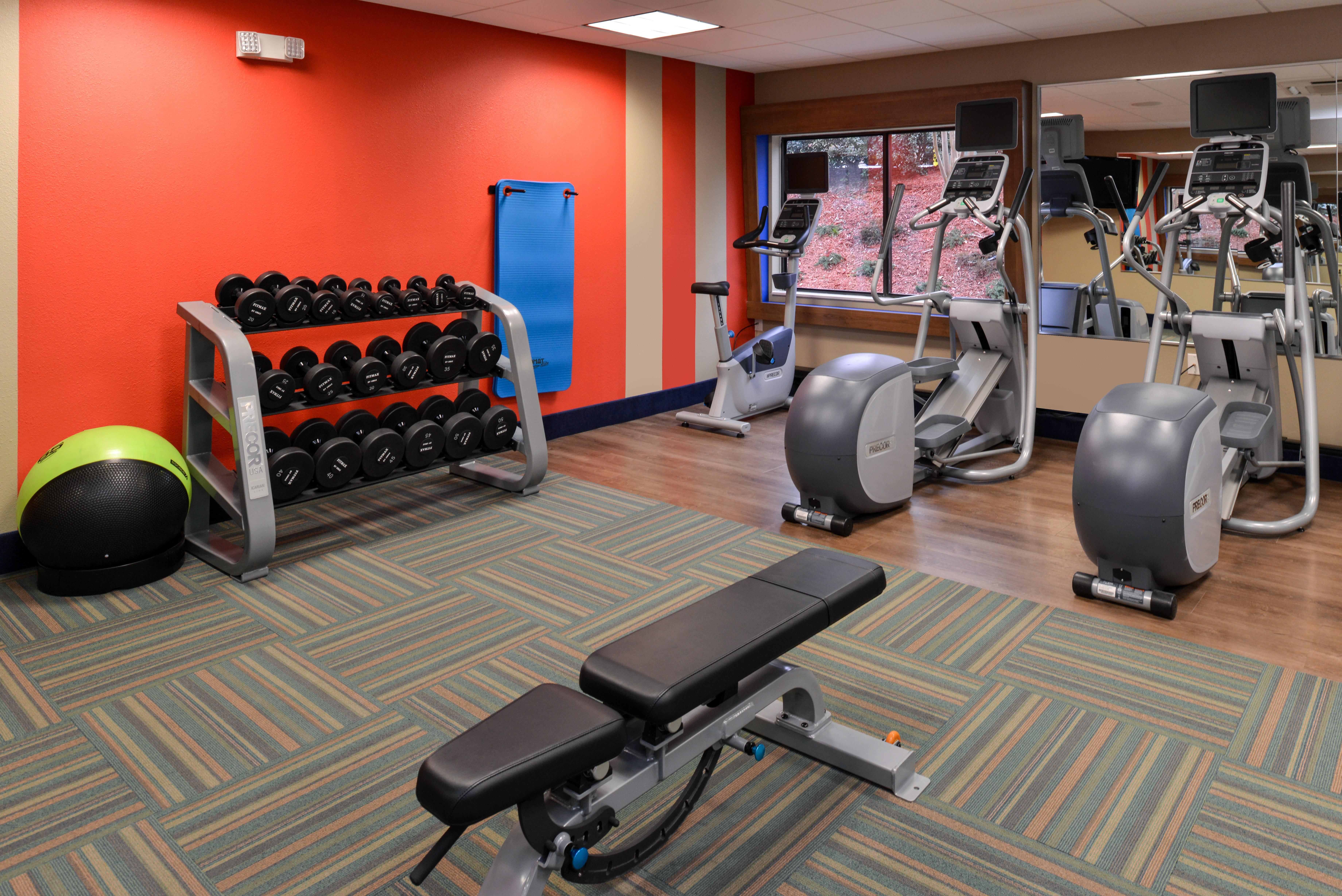 Hotel Express & Ne - Medical Ctr Area By Ihg 2*